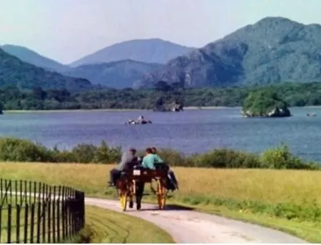 V93c9r0 Stone View Wonderful Spacious Two Bed Attic Private Entrance Private Bathroom With Kitchenette Apartmán