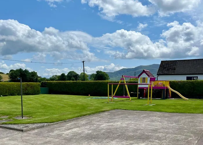 V93c9r0 Stone View Wonderful Spacious Two Bed Attic Private Entrance Private Bathroom With Kitchenette * Killarney