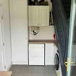 V93c9r0 Stone View Wonderful Spacious Two Bed Attic Private Entrance Private Bathroom With Kitchenette Apartman *